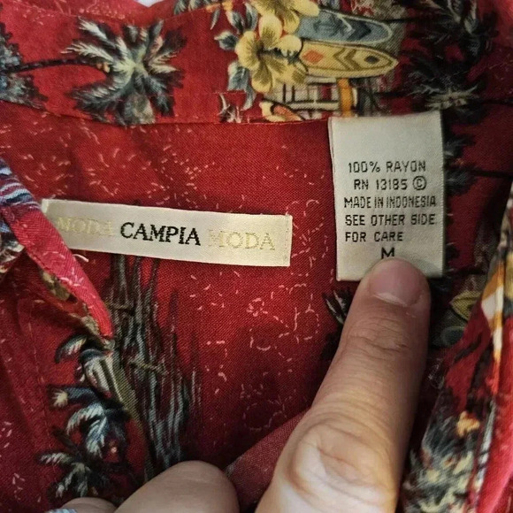 Moda Campia Men Hawaiian Shirt Med Red Button Up Short Sleeve 100% Rayon - Picture 3 of 4